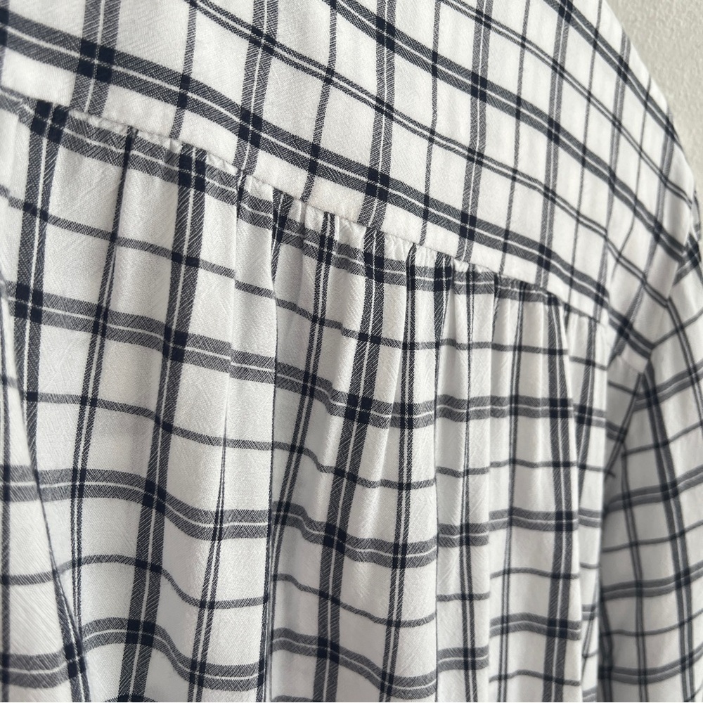 LOFT White and Black Plaid Button Down Shirt NWOT - Picture 7 of 9